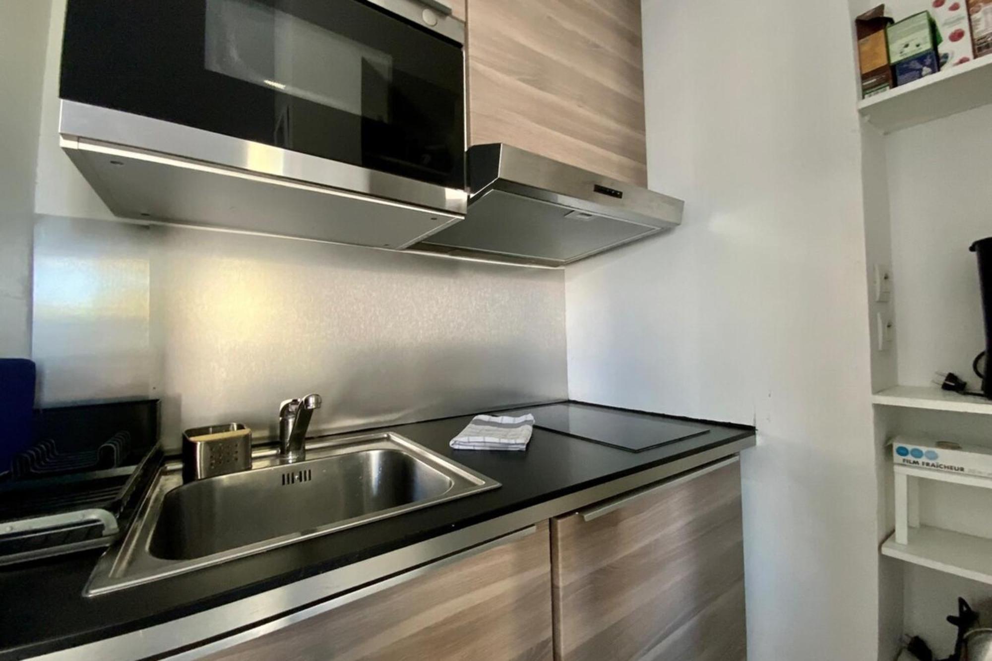 Le Fonctionnel - Grande Terrasse En Plein Centre ! Apartment Кастелно-льо-Ле Екстериор снимка