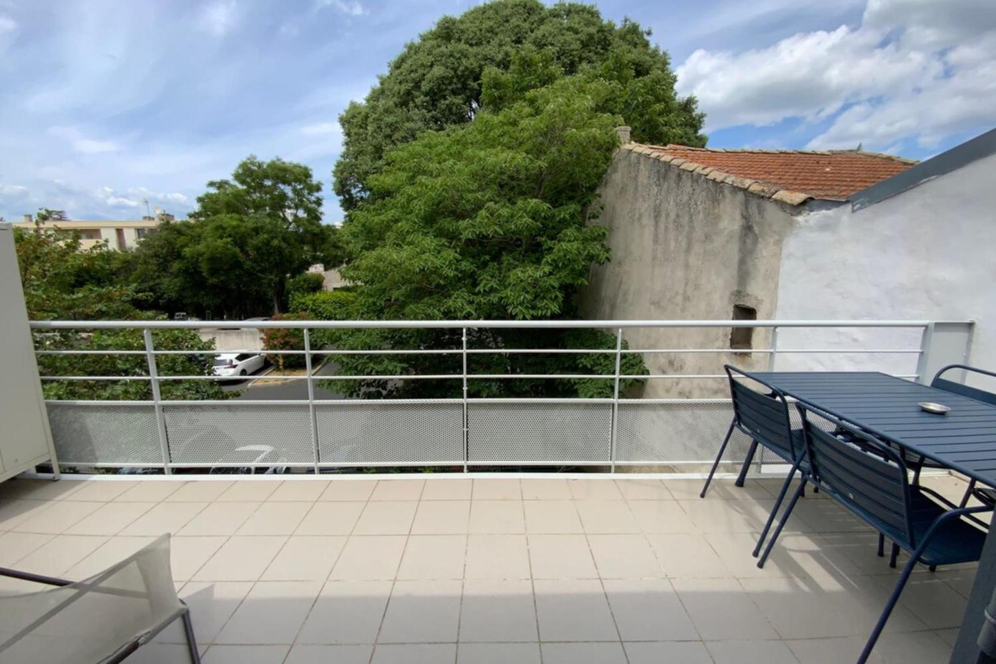 Le Fonctionnel - Grande Terrasse En Plein Centre ! Apartment Кастелно-льо-Ле Екстериор снимка
