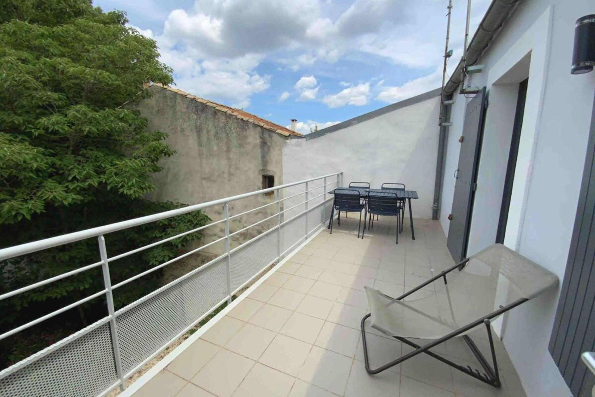Le Fonctionnel - Grande Terrasse En Plein Centre ! Apartment Кастелно-льо-Ле Екстериор снимка